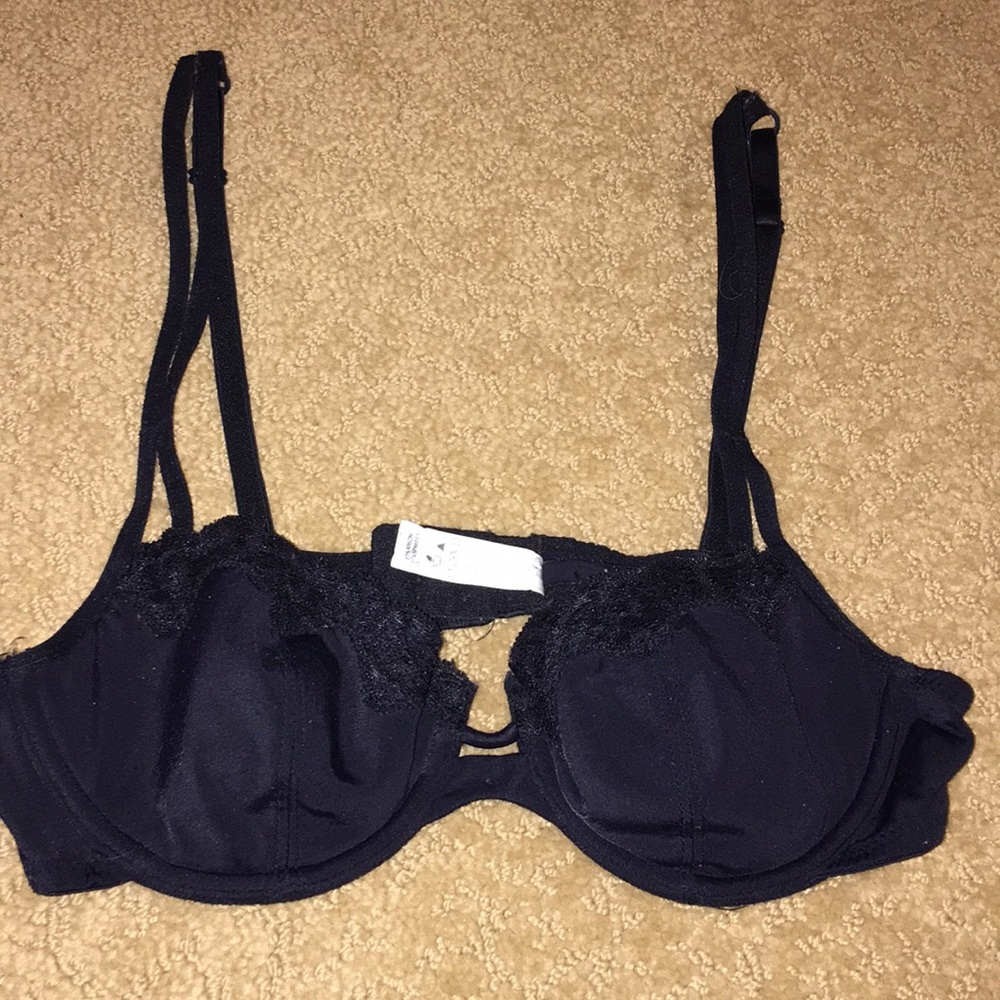 34a Black bra with cute designs